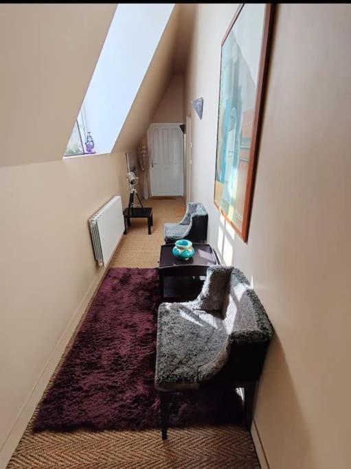 Un Appartement Dans Un Chateau Довил Екстериор снимка